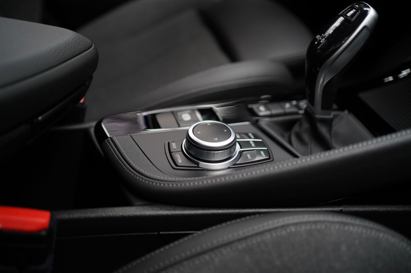 Fahrzeugabbildung BMW X1 xDrive20iA Sport Line +LED+Parkassistent+HiFi