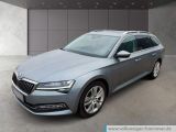 Skoda Superb Combi 2.0 TDI DSG Style Navi AHK LED Pano