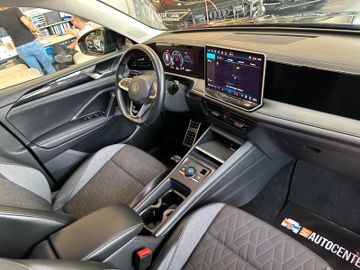 MYAUTOCENTER – Gebraucht- und Jahreswagen mit Werkstattservice in Pfaffenhofen Volkswagen Tiguan *KEYLESS*360°*3-ZONEN*LKHZ*ACC*CARPLAY
