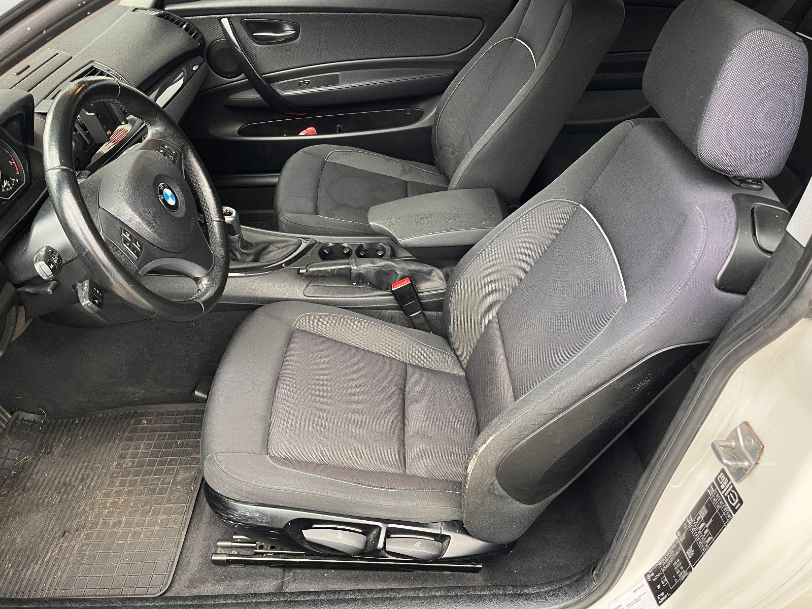 Fahrzeugabbildung BMW 116 Baureihe 1 Lim. 116d