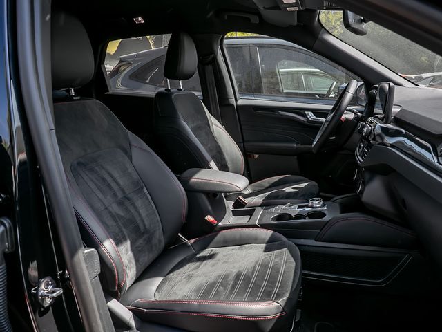 Ford Kuga 2.5 Plug-In Hybrid ST-Line X Stauassistent