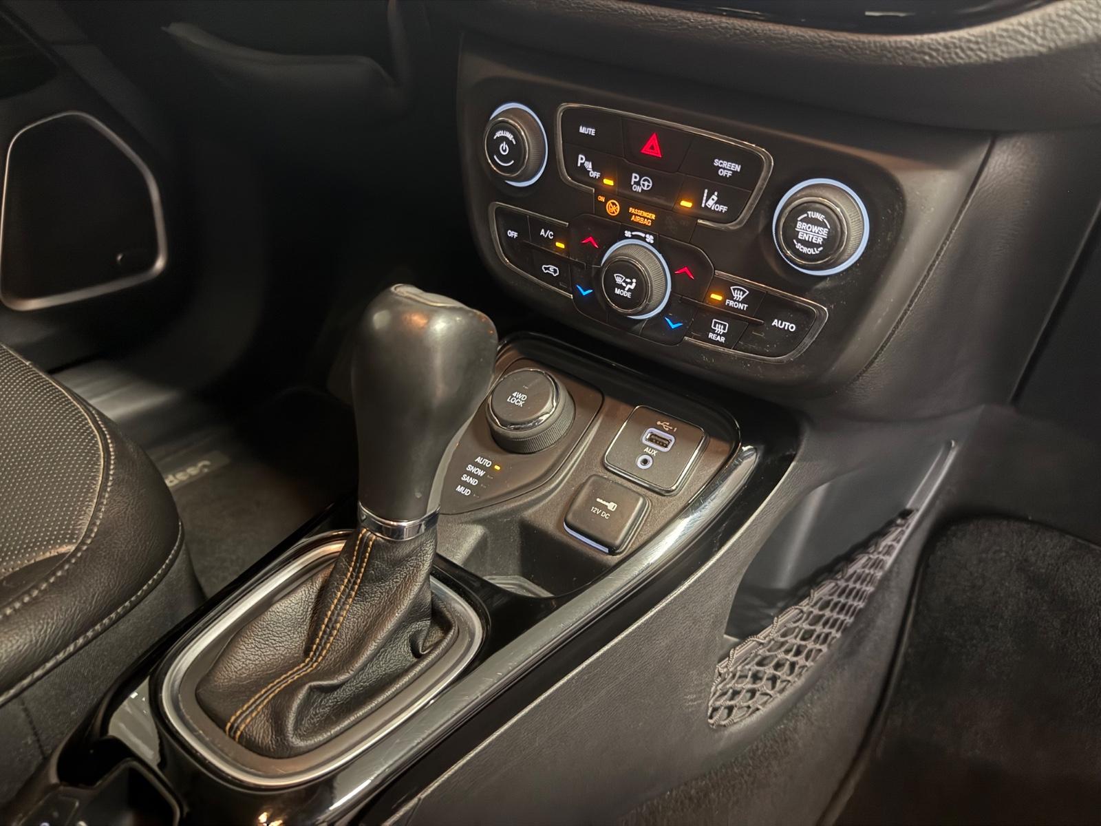 Jeep Compass Limited 4WD*AUTOMATIK*LEDER*