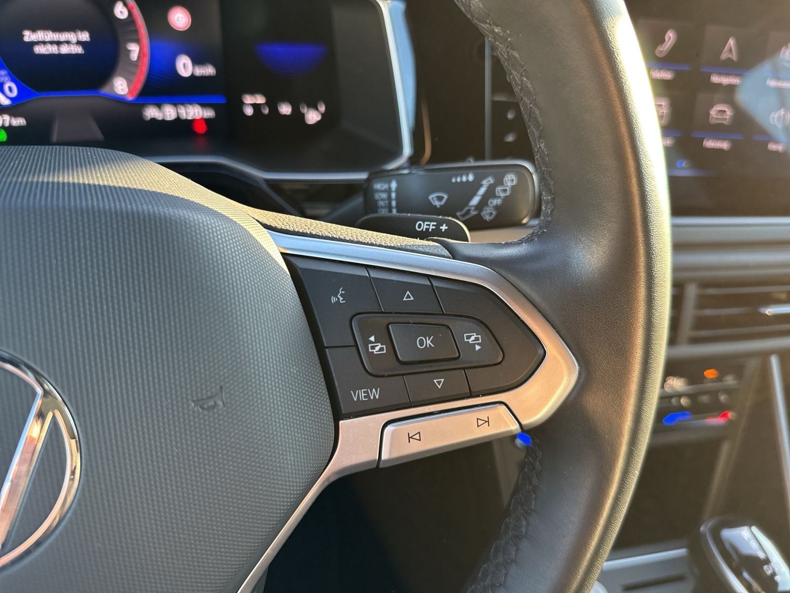 Taigo R-Line 1.5 TSI, IQ Drive, RearView, Matrix