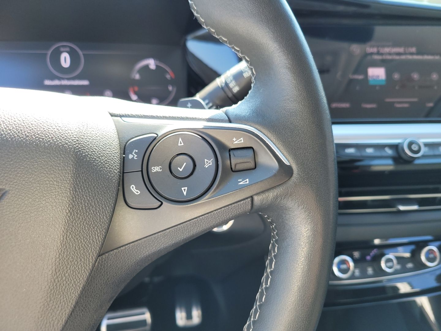 Fahrzeugabbildung Opel Grandland GS Line mit SHZ+LHZ+Kamera+AHK