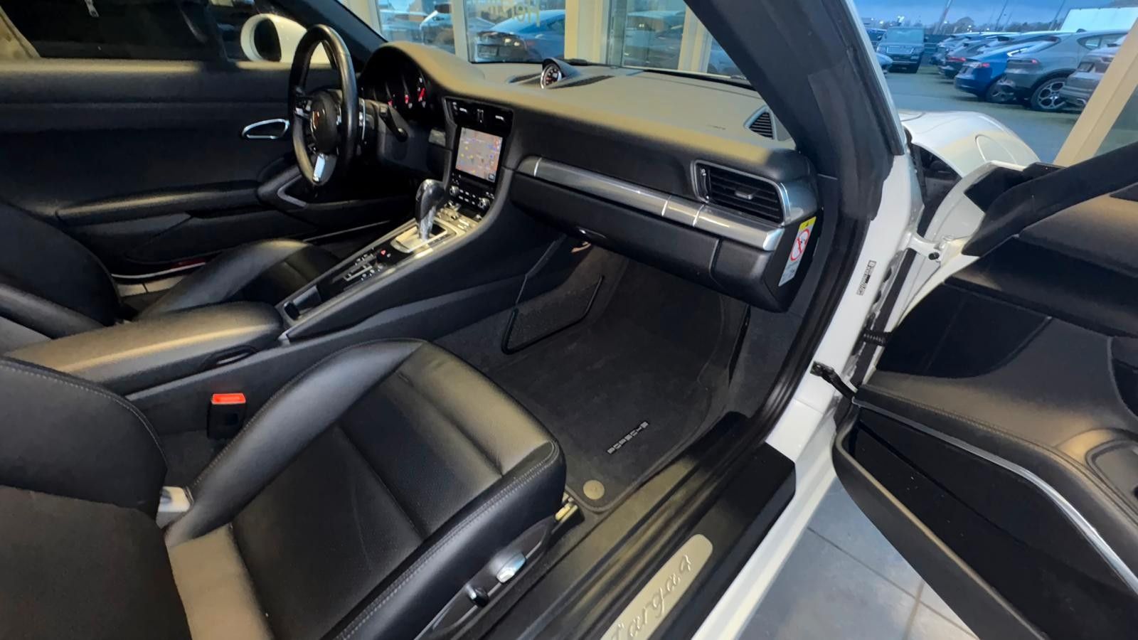 Fahrzeugabbildung Porsche 991/911 Targa 4 SAGA Sport Chrono