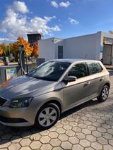 Skoda Fabia 1.0l MPI 55kW Ambition Ambition - Skoda Fabia von privat