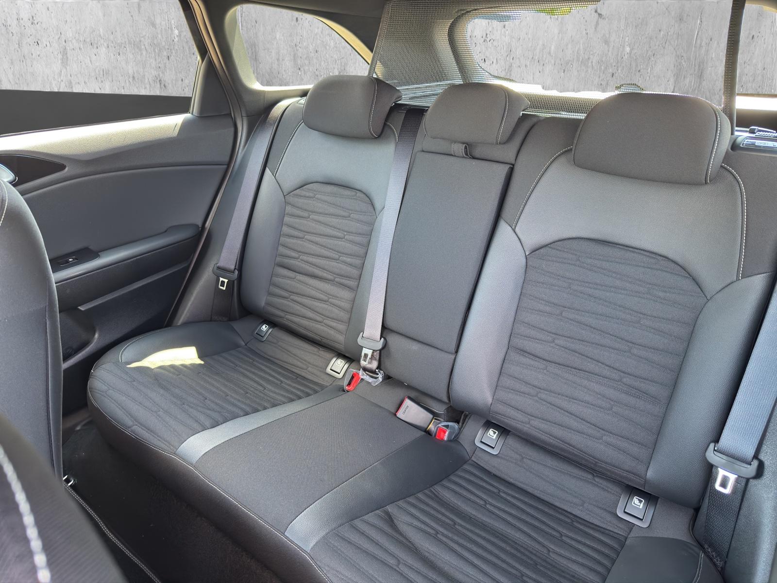 Kia cee'd Sportswagon 1.5 GT-Line NAVI LED JBL-SOUND