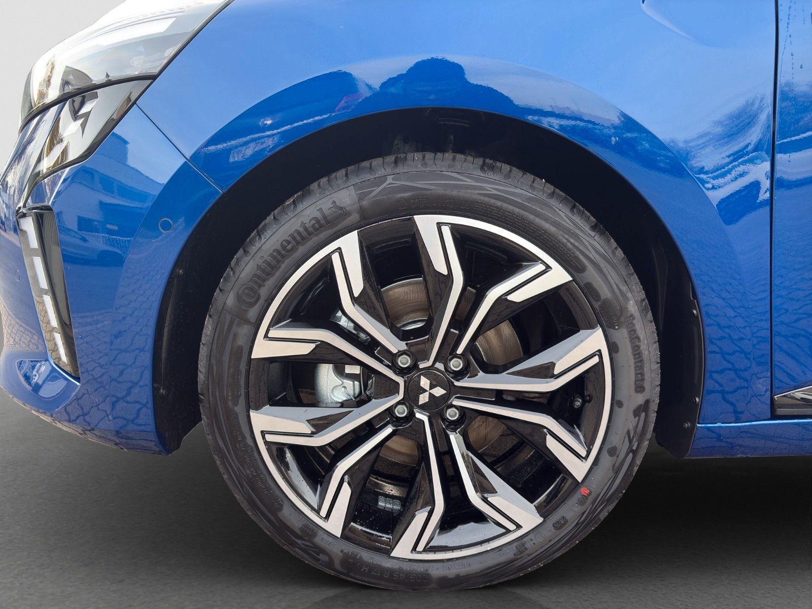 Fahrzeugabbildung Mitsubishi Colt Top Hybrid TAGESZULASSUNG