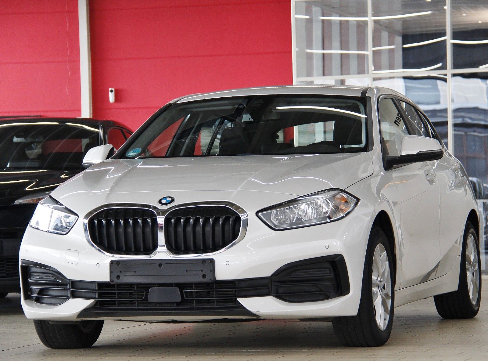 BMW 116d AUT ADVANTAGE *LiVE*NAVi*SPUR*16"ALU*