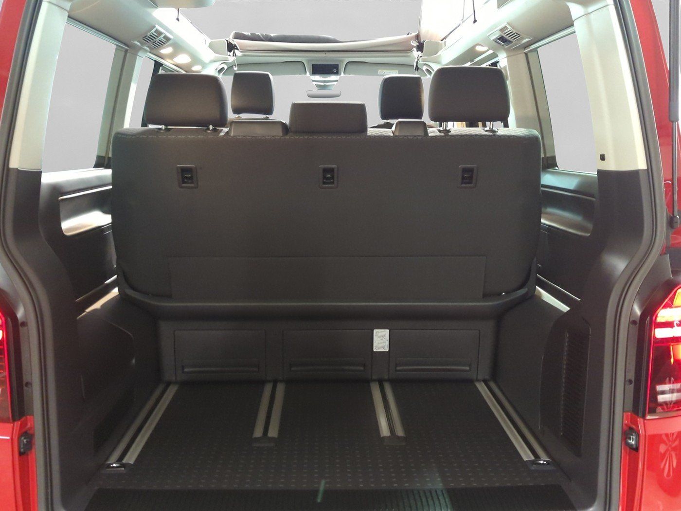 Volkswagen T6.1 California Beach 2.0 TDI DSG Camper Ed. LED foto 18