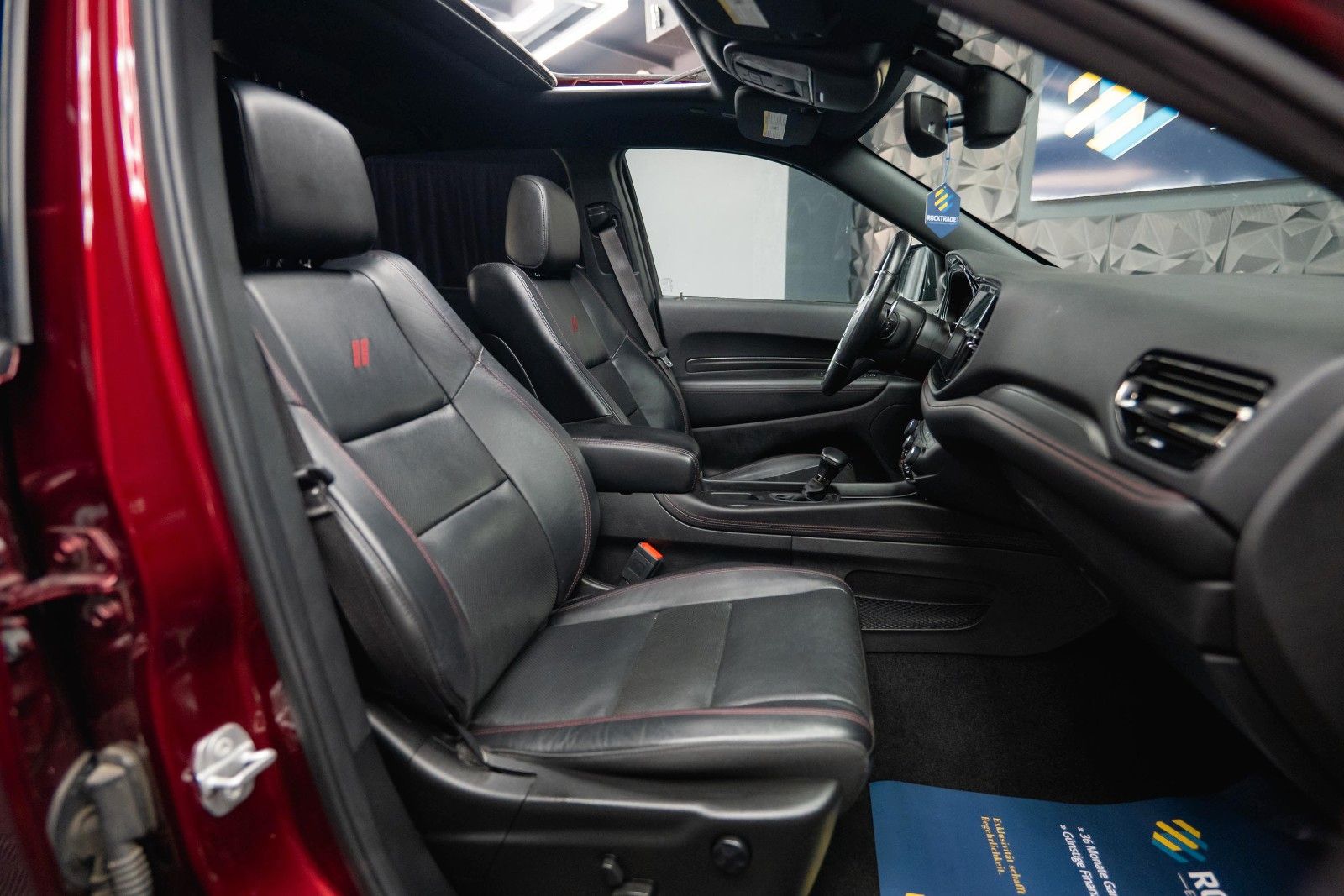 Fahrzeugabbildung Dodge Durango 5.7 V8 SRT 4x4 Night-Paket WIDEBODY 19%