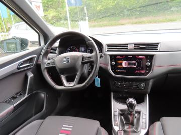 Fotografie des Seat Arona FR 6-G 81kw AHK Navi Climatronic ALU `18