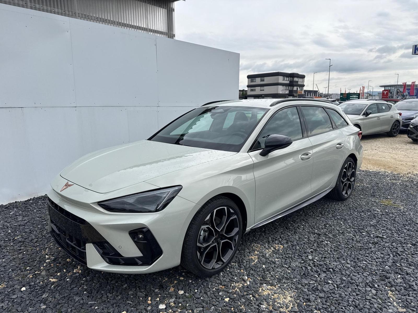 Cupra Leon Sportstourer 1.5 eTSI DSG AHK ALCANTARA ...