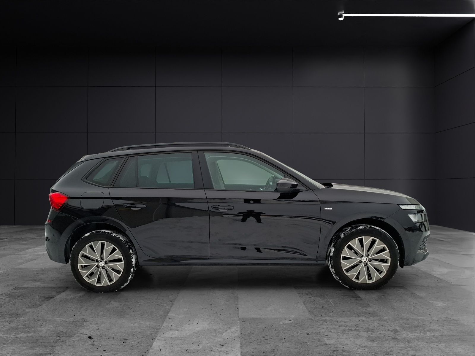 Fahrzeugabbildung SKODA Kamiq TSI Clever LED Navi AID PDC SH LM