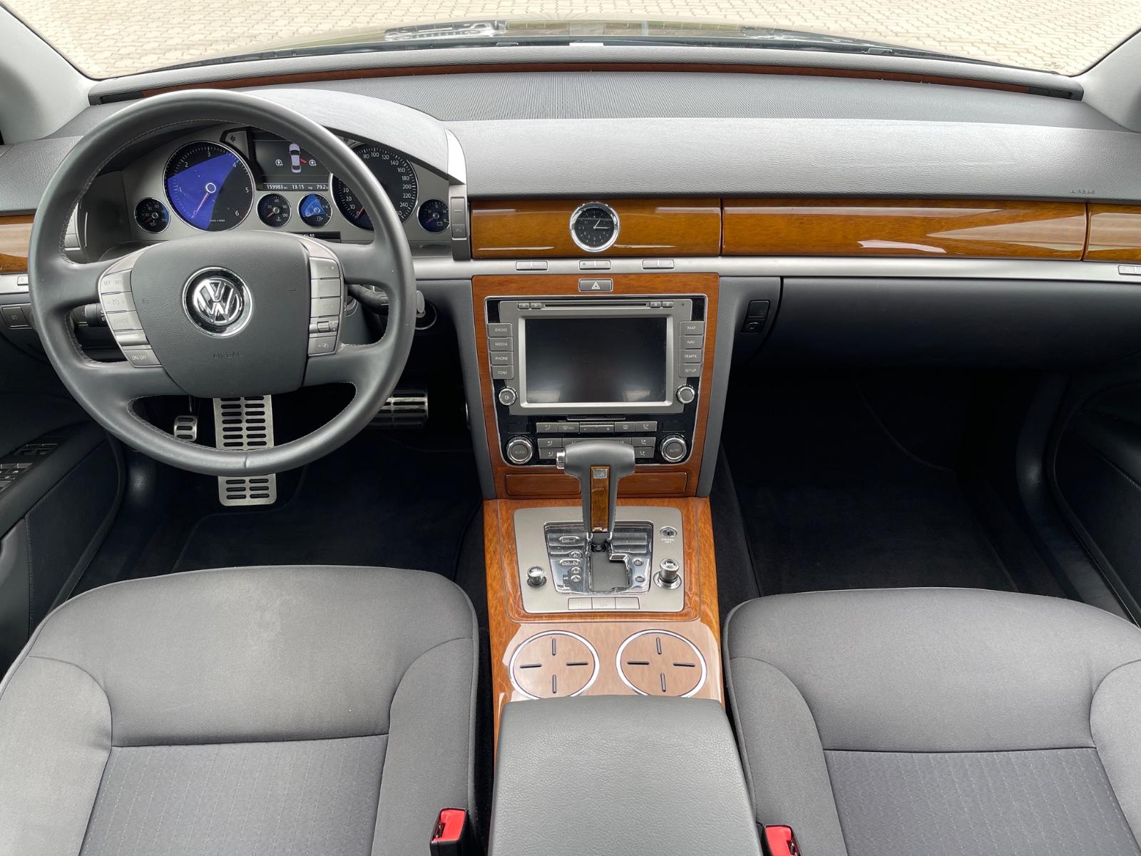 Volkswagen Phaeton V6 TDI 5-Sitzer 4Motion 2HD DYNAUDIO