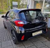 Hyundai i10 1.2 Trend PDC Shzg - Hyundai i10 Gebrauchtwagen in Düsseldorf