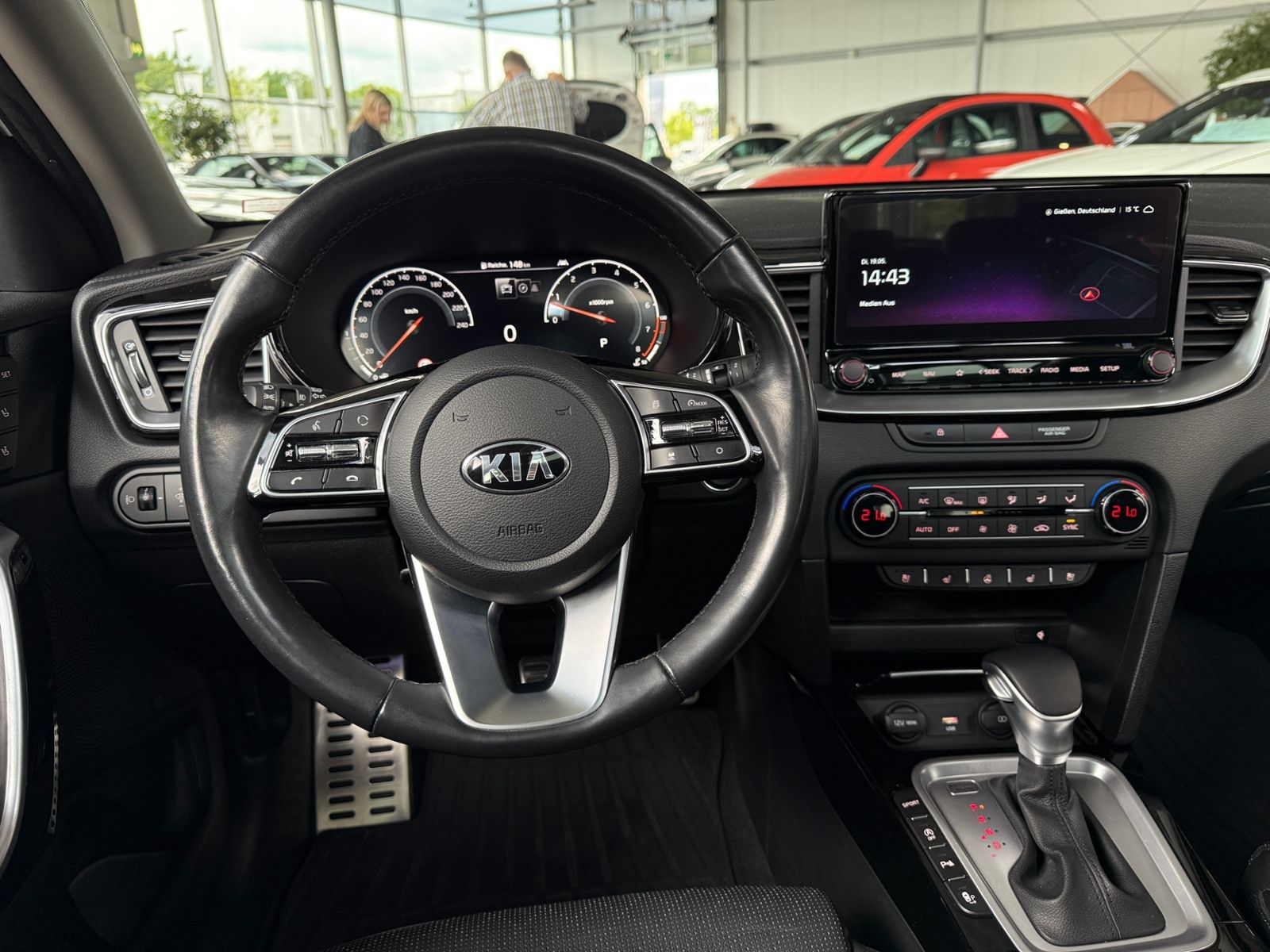 Fahrzeugabbildung Kia XCeed Platinum Edition PANO AHK JBL ACC