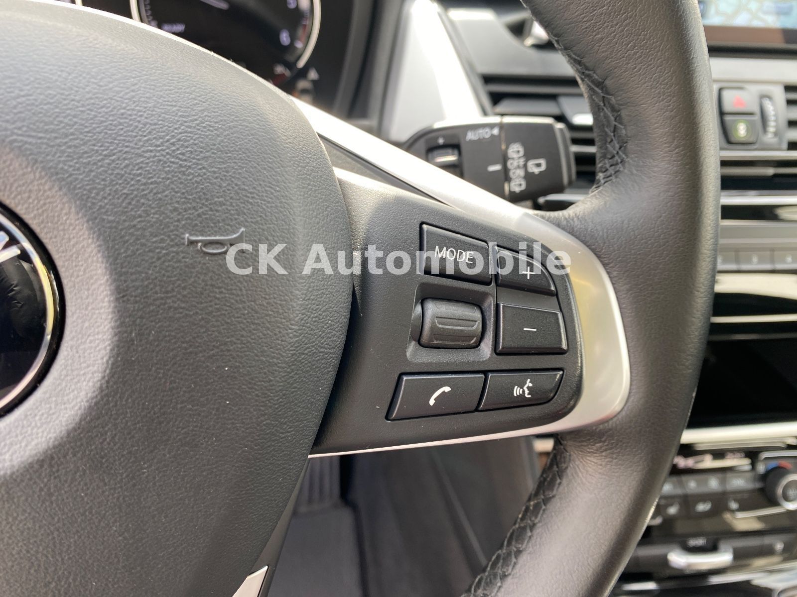Fahrzeugabbildung BMW 216 d Gran Tourer Advantage/Automatik/Navi/PDC