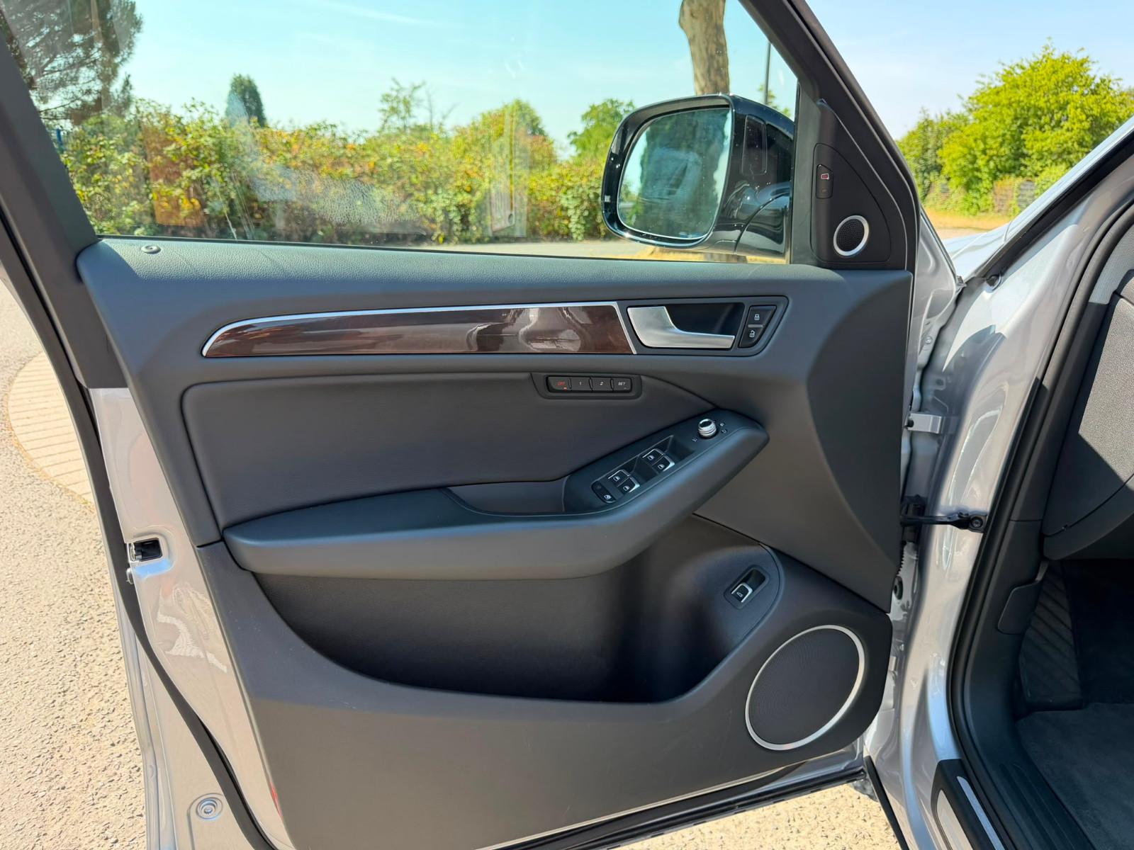 Audi Q5 3.0 TFSI Quattro S-Line SHADOWL B&O TOTW PANO