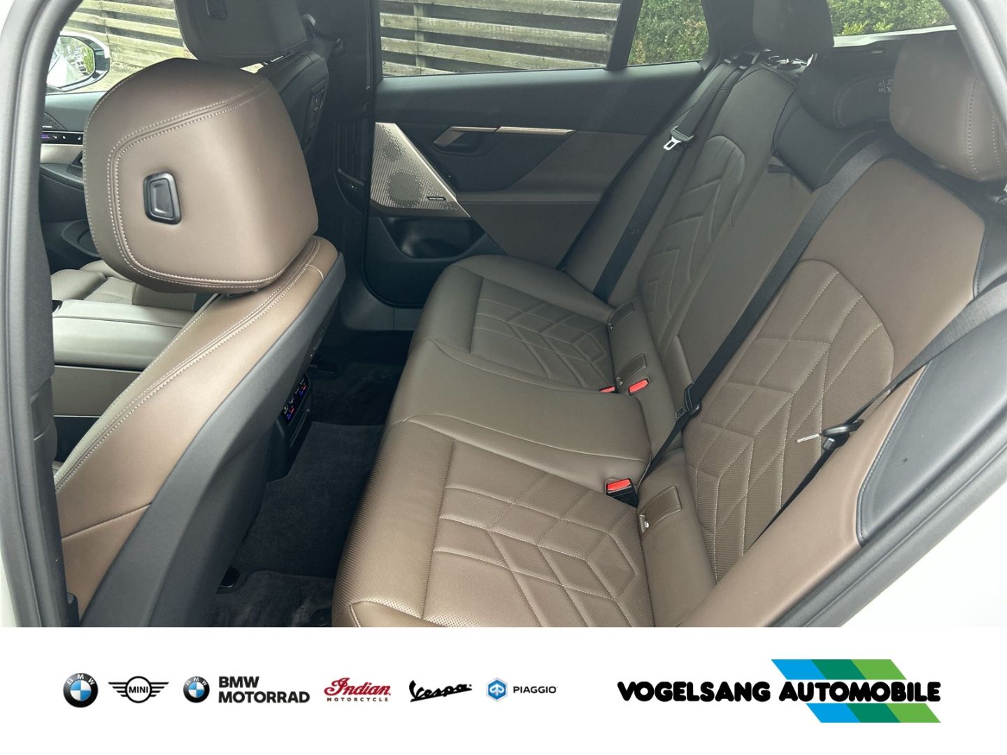 Fahrzeugabbildung BMW 520 d xDriveTouring,M Sport,Standheizung,HeadUp,