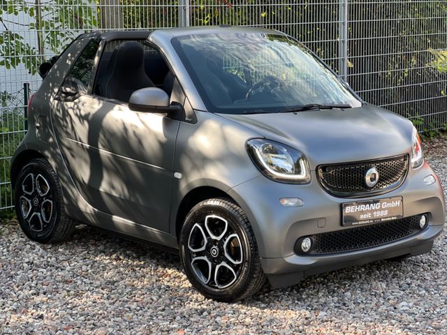 Smart ForTwo 90PS*CABRIO*NAVI*AMBIENTE*KAMERA*MATTGRAU