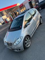 Mercedes-Benz %Mercedes A200  mit Lamellendach% - Mercedes-Benz A-Klasse: Lamellendach