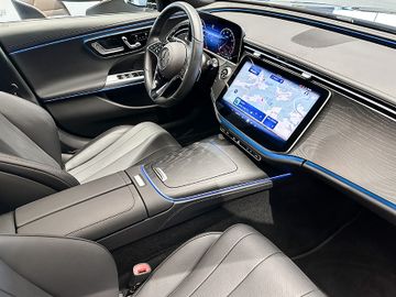 Mercedes E 200 - 8