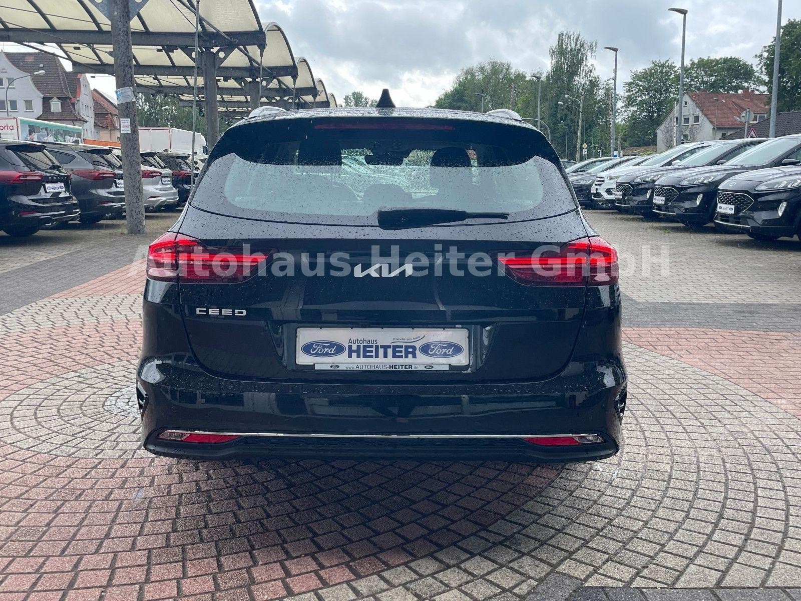 Kia Ceed SW 1.5 Spirit / 7.Gang+Kamera+JBL, миниатюра 5