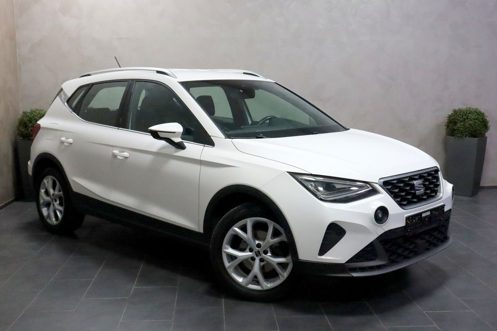 Seat Arona 1.0 TSI DSG FR KAMERA NAVI LED ACC SHZ PLA imagem 2