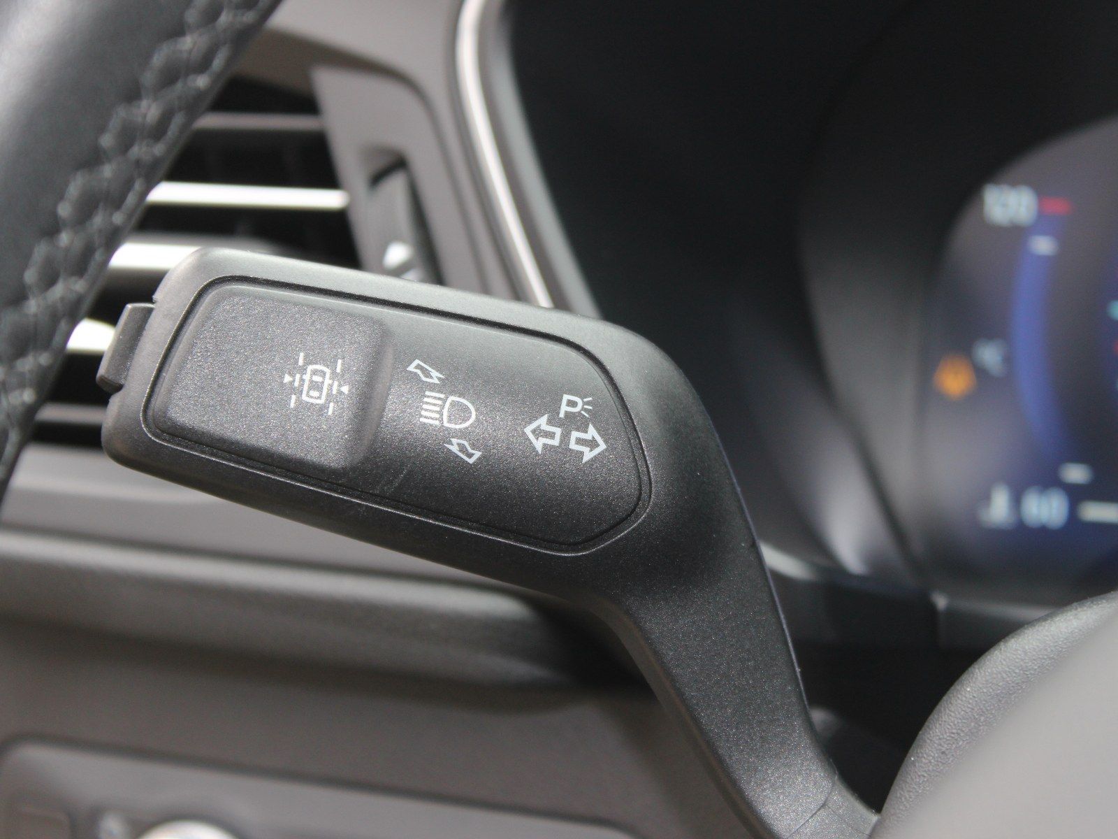 Fahrzeugabbildung Ford Kuga Titanium X 2,0 EcoBlue Mild-Hybrid