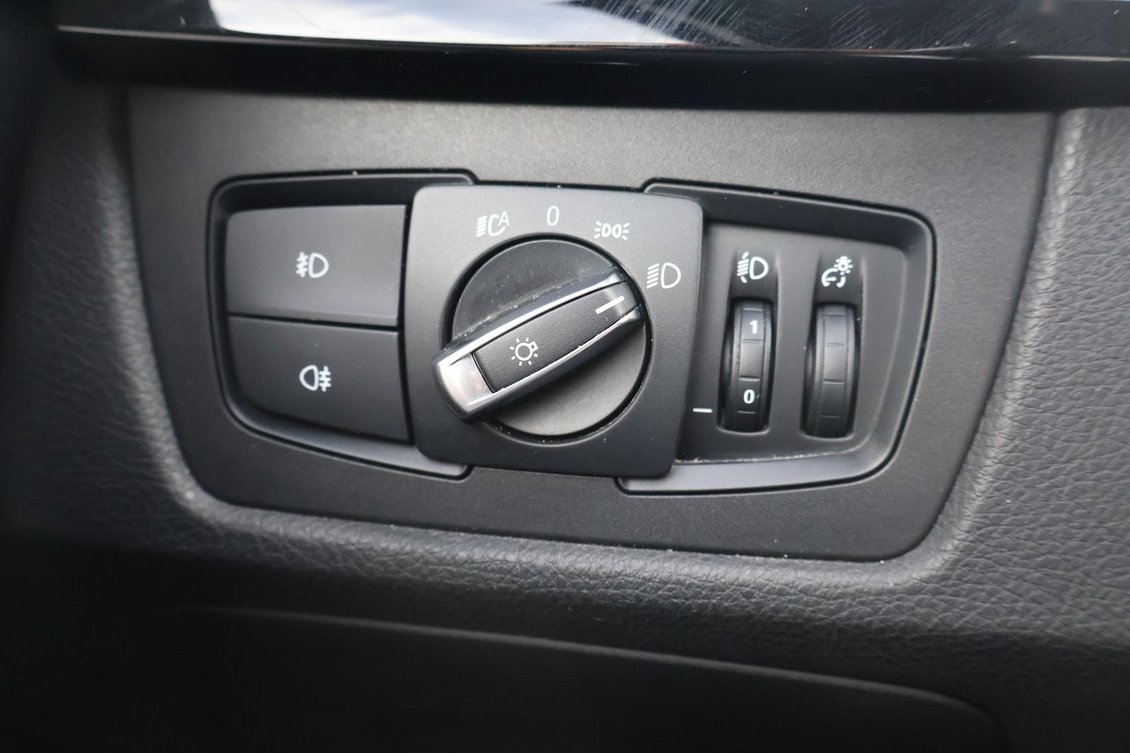 BMW 320i M Sport LED Navi Tempomat el. Heckklappe
