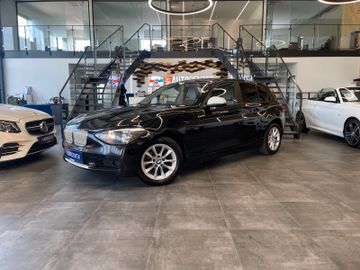 BMW 120d 5-Türer Urban Line *1.HAND*HIFI*GLASDACH*