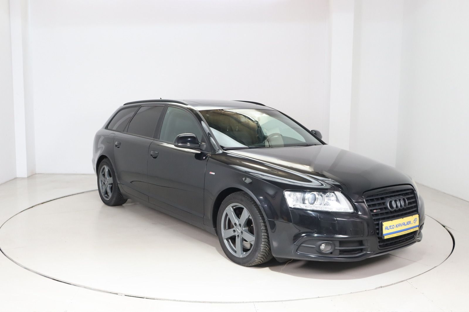 Fahrzeugabbildung Audi A6 3.0 TDI quattro Avant S-line * Navi * Memory
