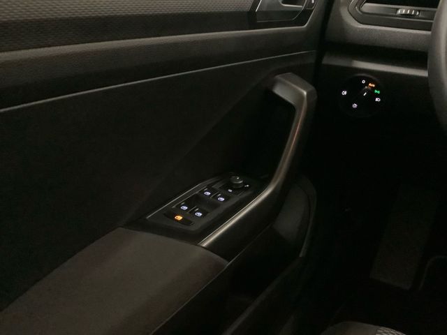 T-Roc 1,0 TSI 81 kW 6-Gang  Navi, Klima, SHZ, DA