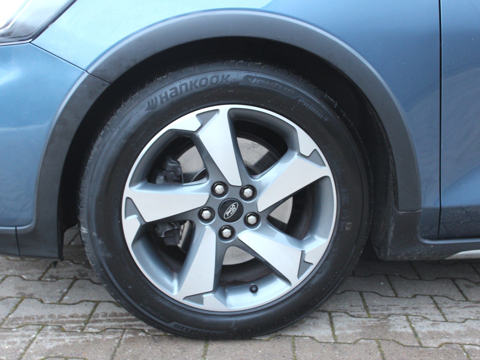 Fahrzeugabbildung Ford Focus Active 1,5 EcoBoost Start/Stopp