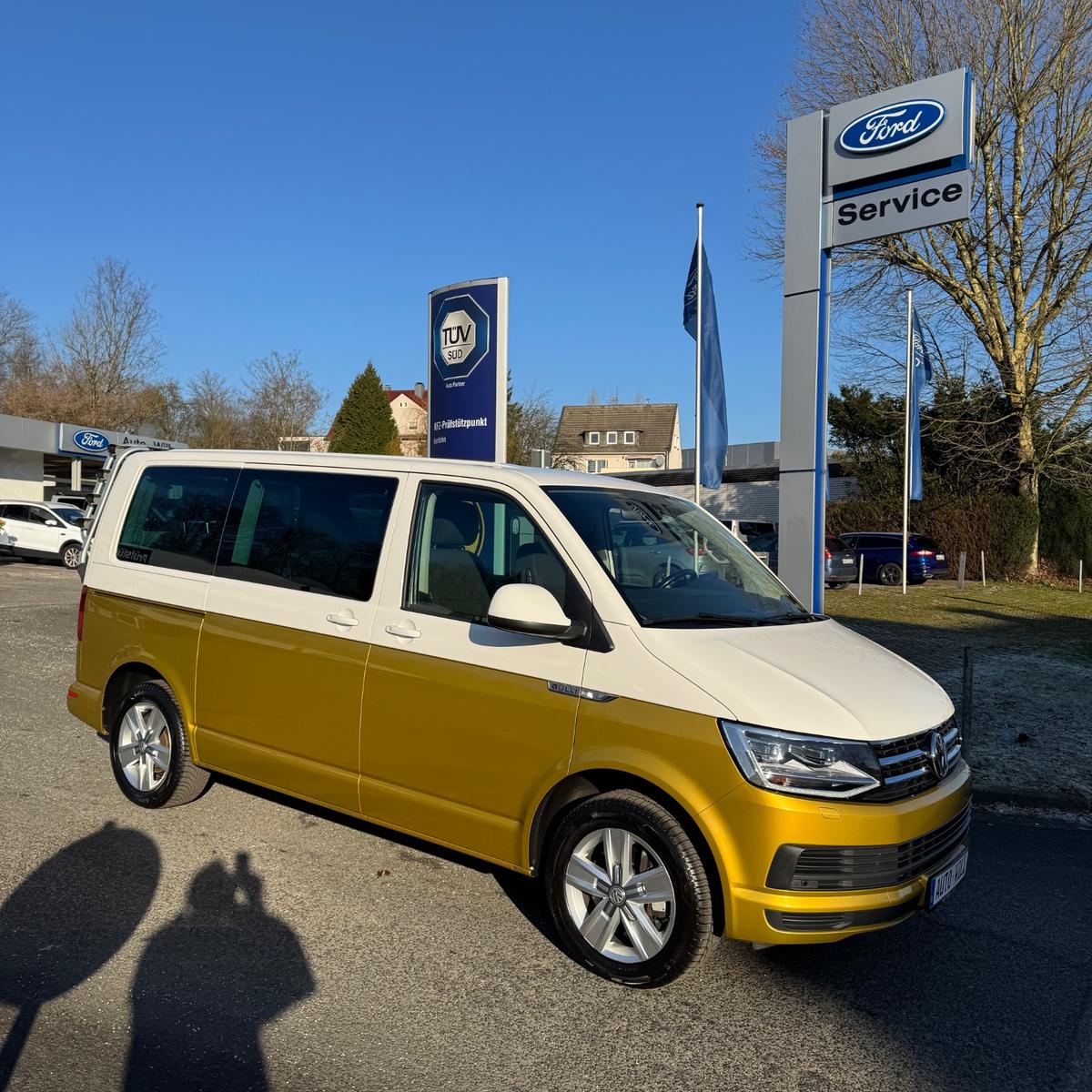 Volkswagen T6 Transporter Bus Multivan Comfortline