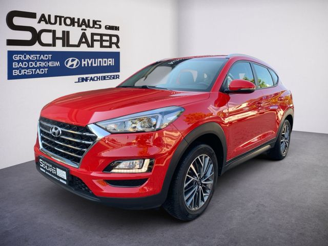 Hyundai TUCSON 1.6 Advantage AHK Navi