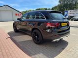 Mercedes-Benz GLC 220 d 4Matic  1.-HAND TEMP. AHK LED SHZ - Mercedes GLC-Klasse SUV