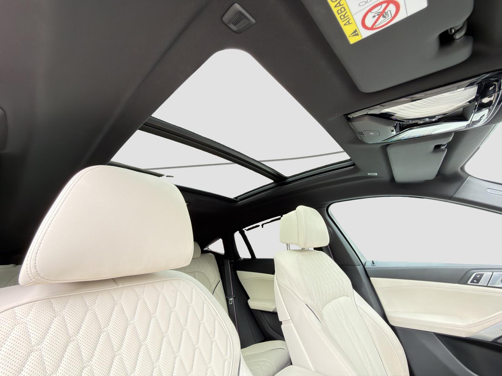 BMW X6 M60 i xDrive SOFT.C/PANO/360/CARBON/MATT/STHZ