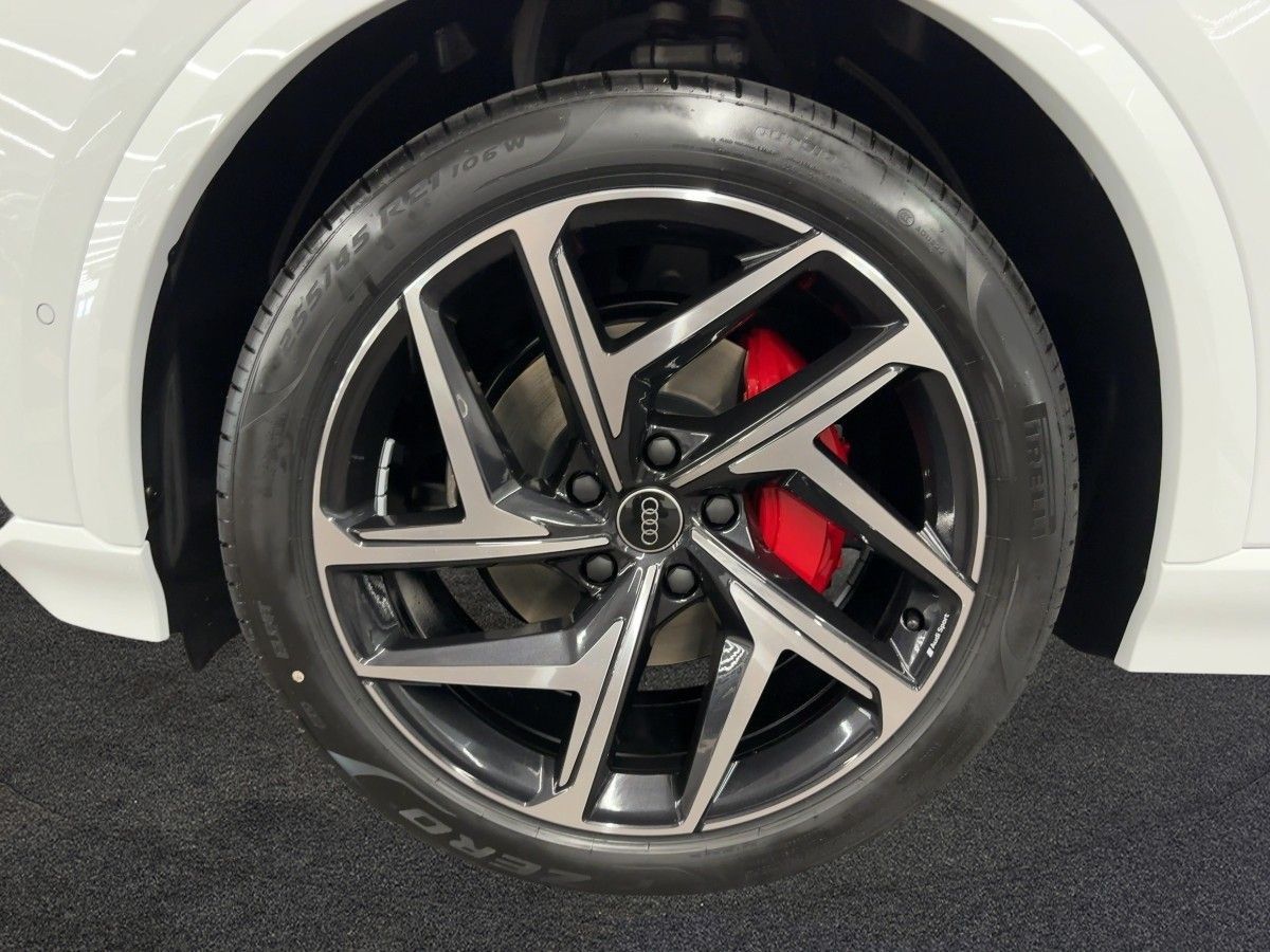 Audi Q6 e-tron - Bild 14