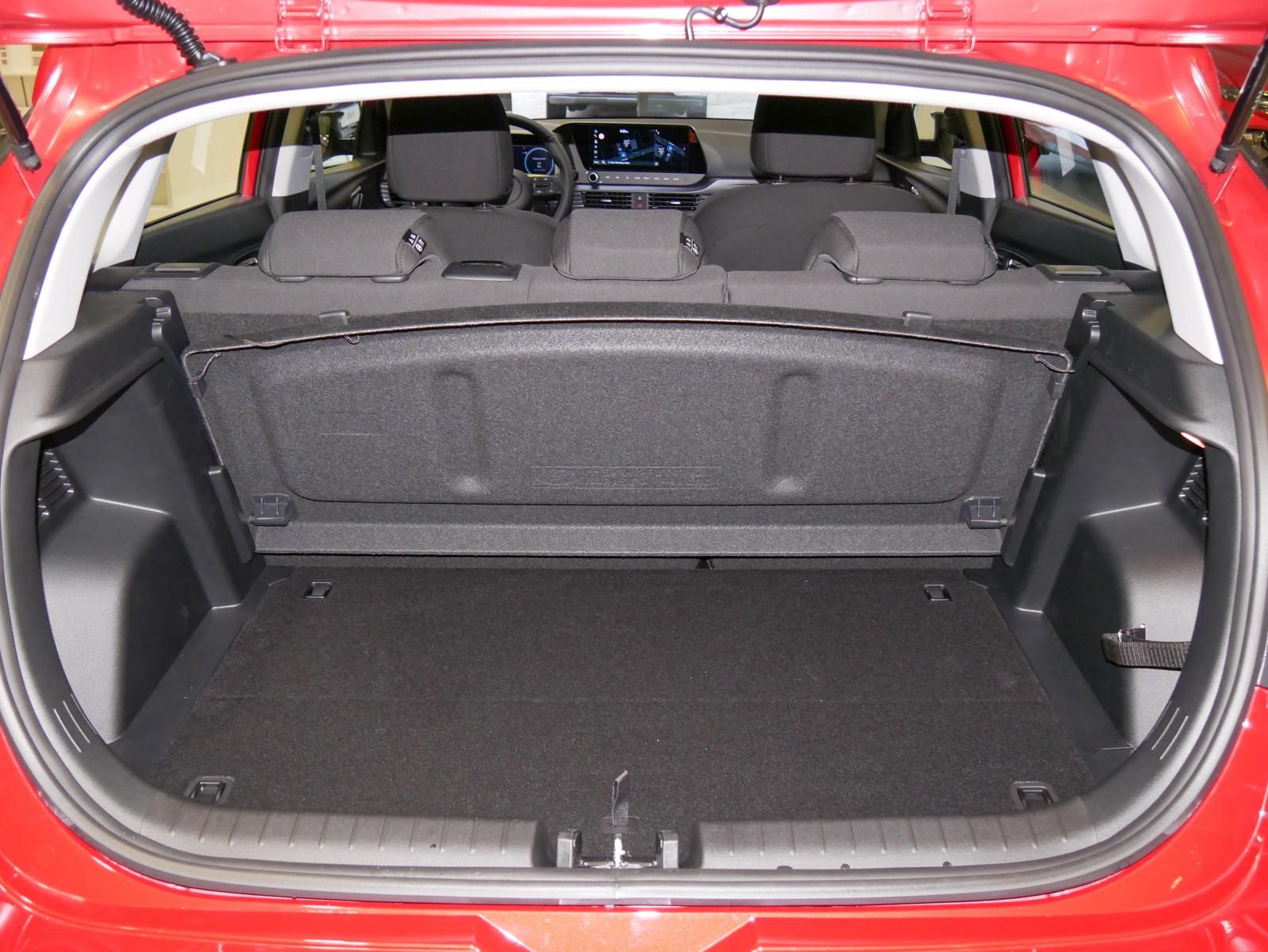 Hyundai i20 - Bild 12