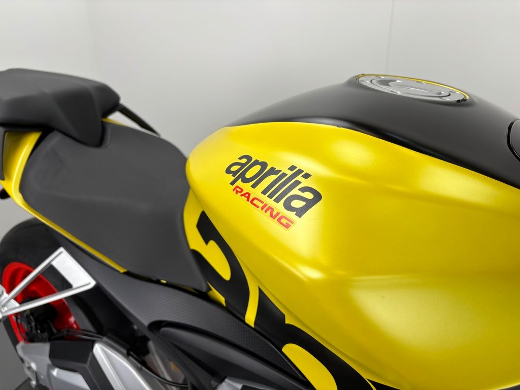 Fahrzeugabbildung Aprilia TUONO 660 *NEUWERTIG *1. HAND