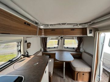 Fahrzeugabbildung HYMER / ERIBA / HYMERCAR Eriba Touring 310 - Legend - Modell 2023