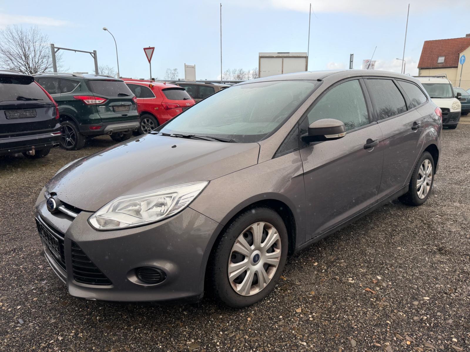 Ford Focus 1.0 Turnier Ambiente