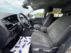 Fahrzeugabbildung Volkswagen Touran Highline DSG **LED / NAVI / KAMERA / Totw
