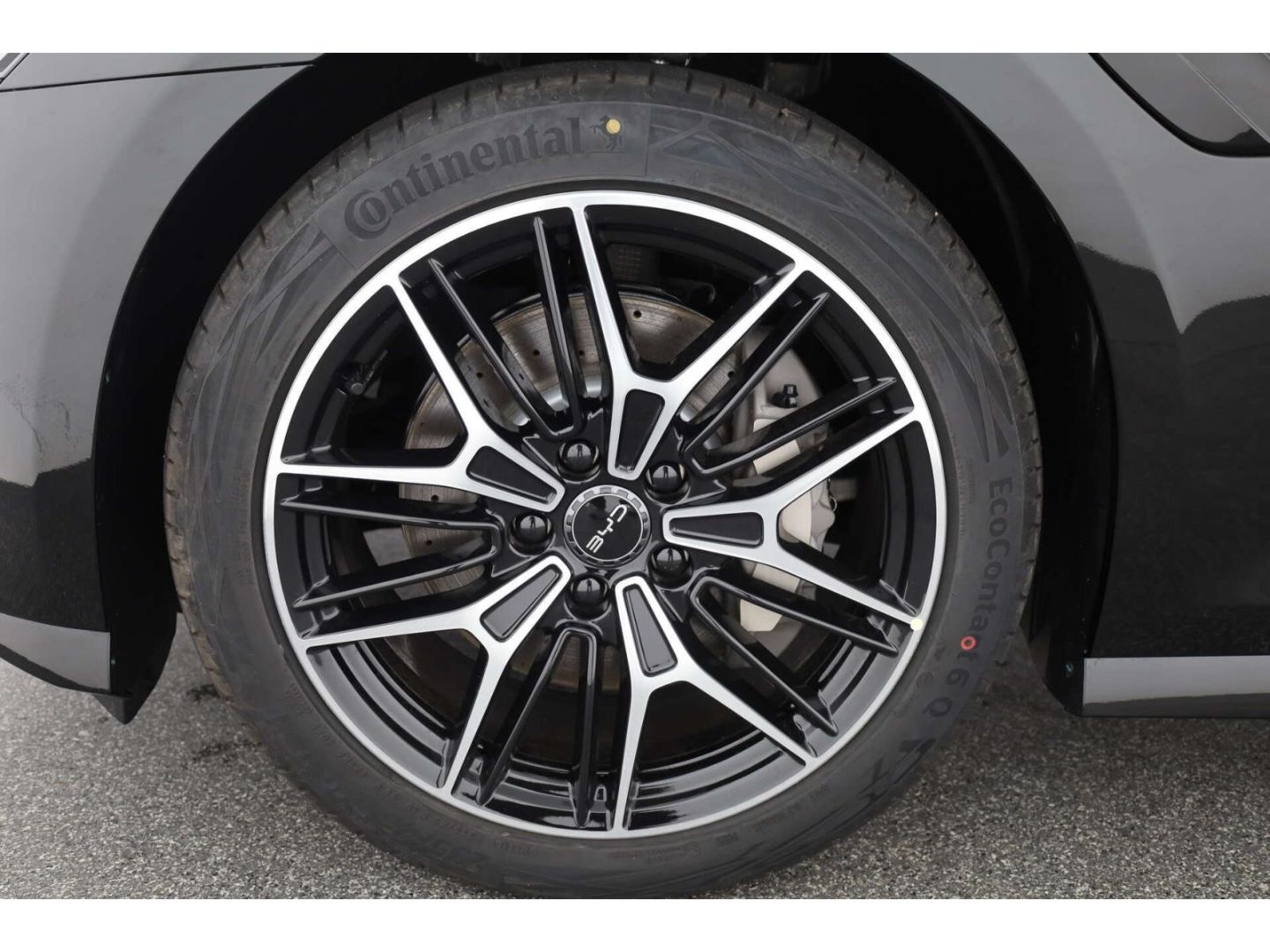 BYD SEAL