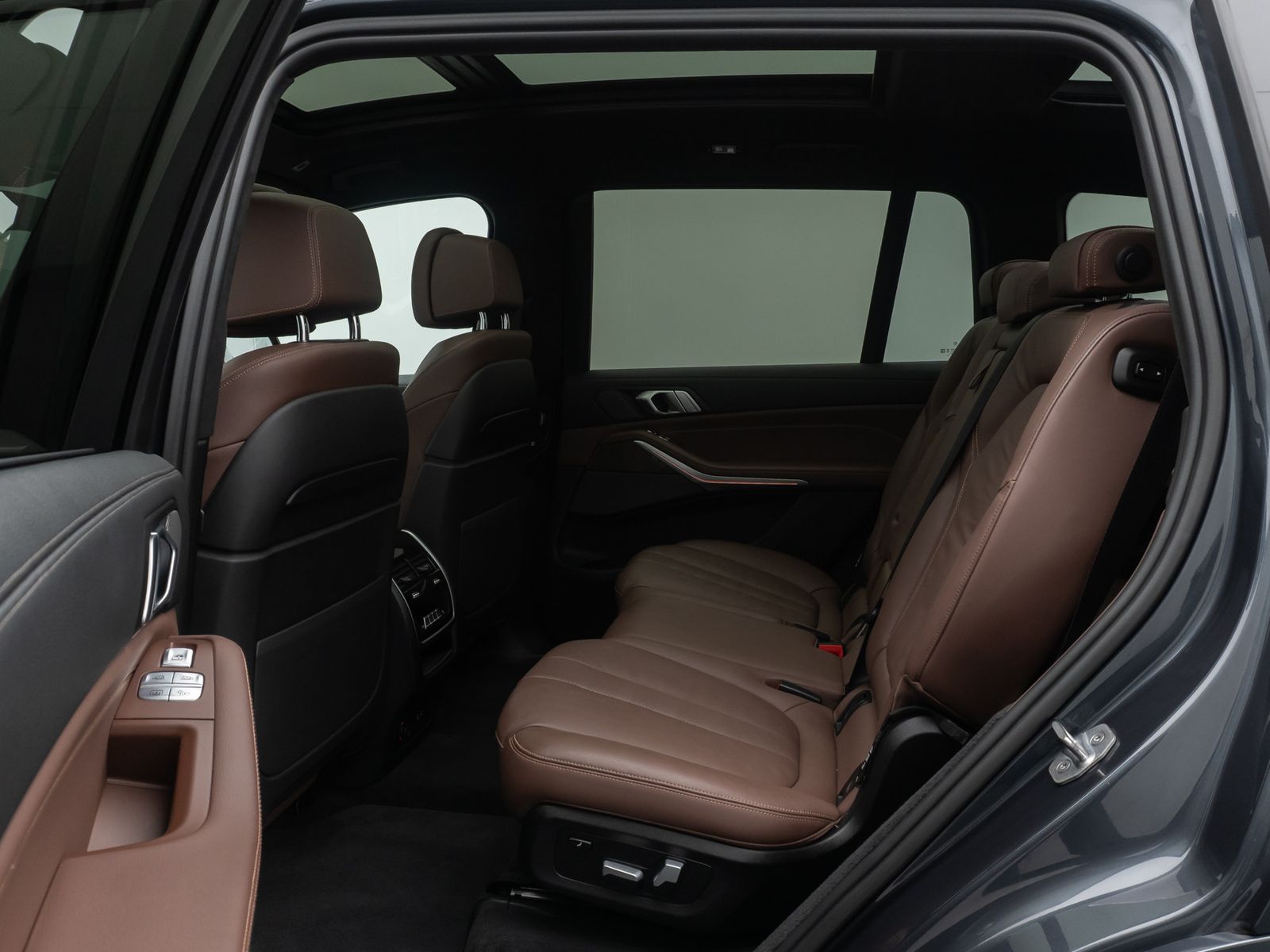 Fahrzeugabbildung BMW X7 M50i SoftClose Laser 360°H/K Panorama HUD ACC