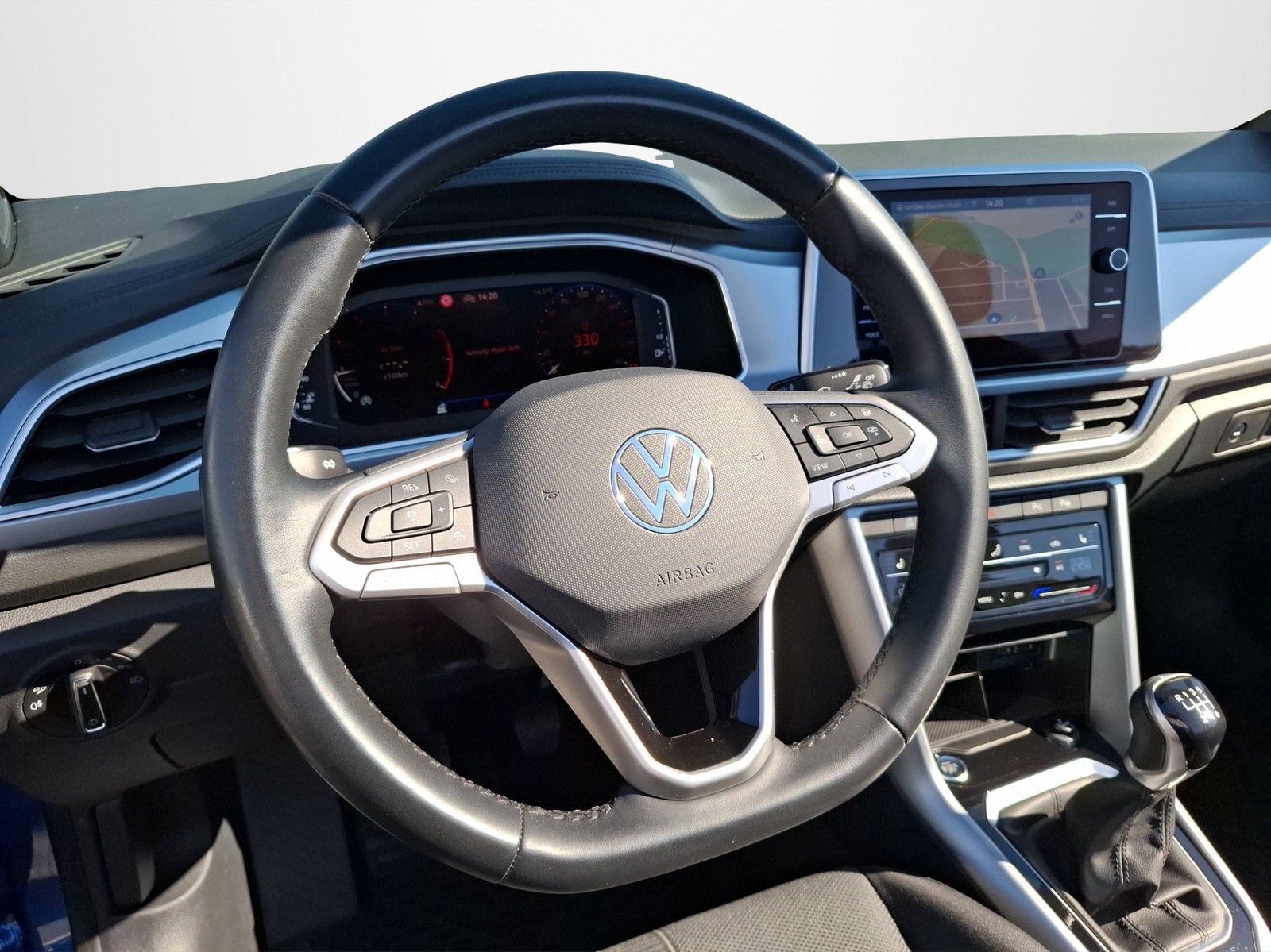 VW T-Roc 1.5 TSI Cabriolet Style KLIMA / NAVI / ACC - Image 11