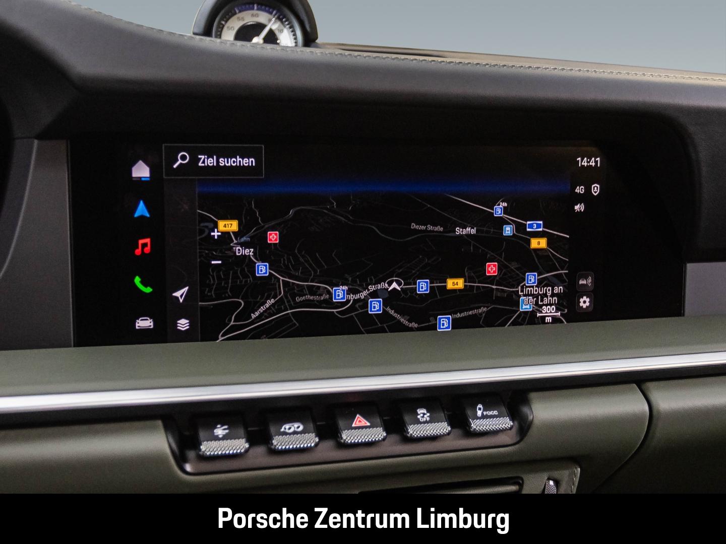 PORSCHE 992 911 CARRERA 4 GTS CABRIOLET
