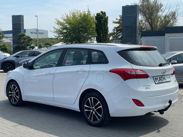 Hyundai i30  cw blue Trend